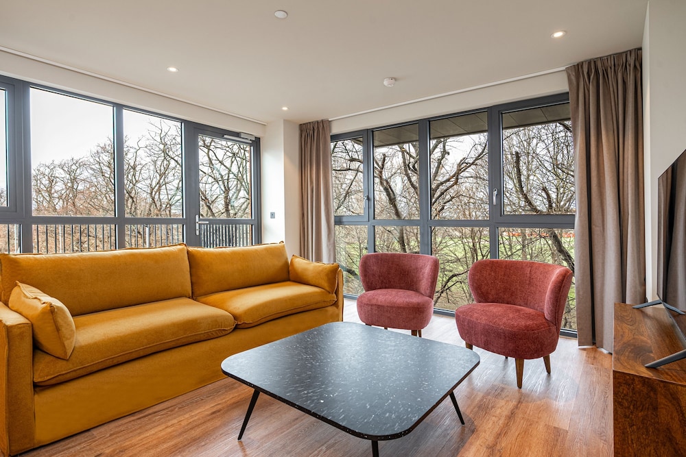 Modern Apartment in North London