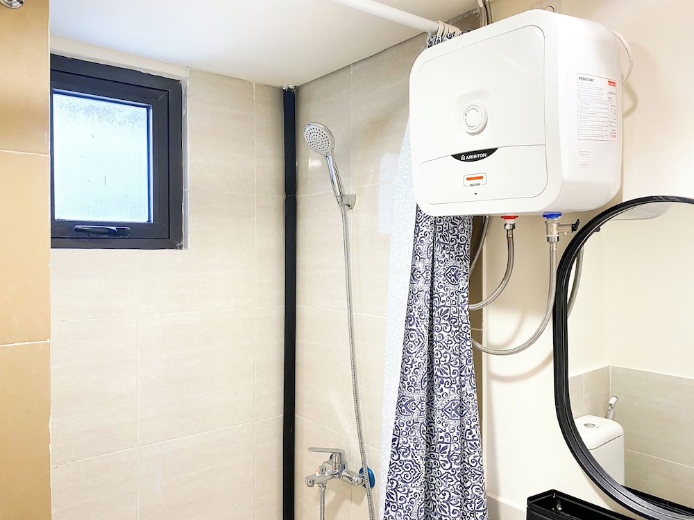 Good And Homey 2Br At Meikarta Apartment