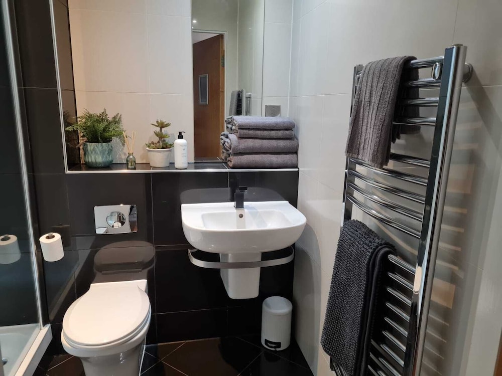 Sheffield 3rd fl City Studio Apartment