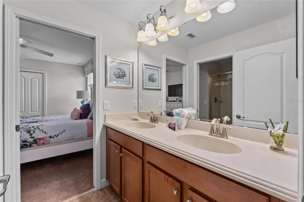 6 Bd Luxury Villa in Championsgate With Private Pool