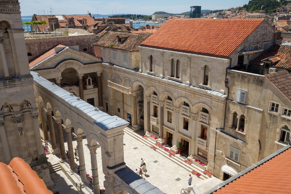 Luxury Apartment Matkovic — Split