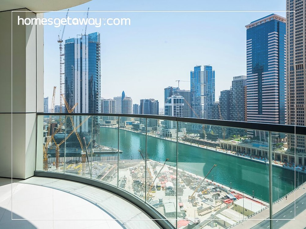 Spacious & Fully Furnished 1BR in Zada