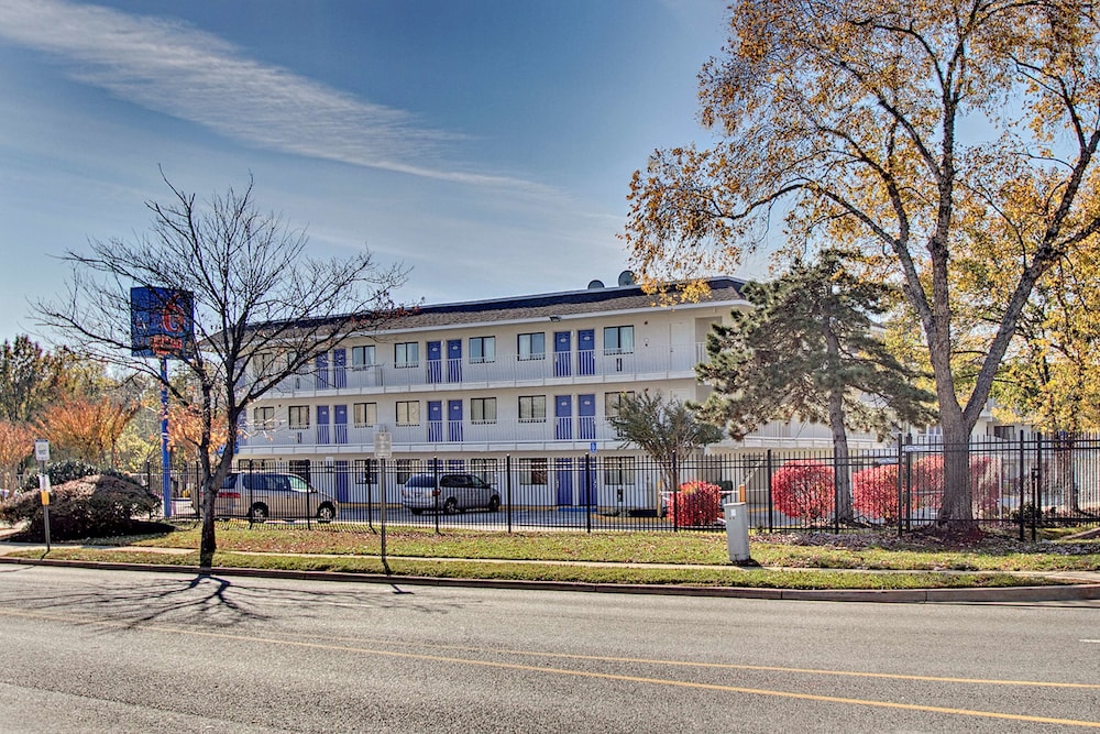 Motel 6 Capitol Heights, MD - Washington