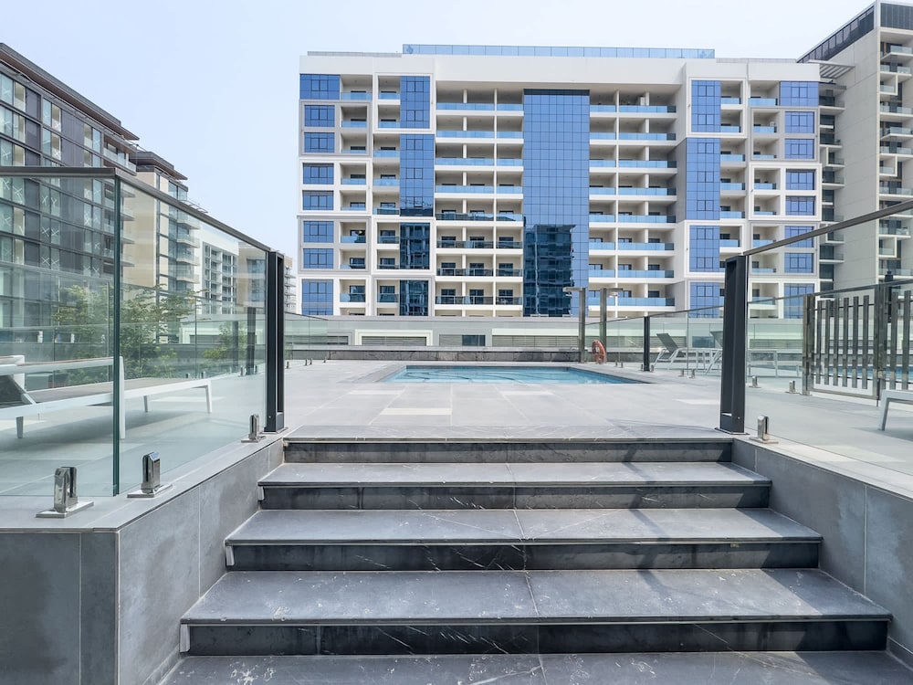 Cool 1-bedroom Apartment at The Pinnacle in Dubai Hills