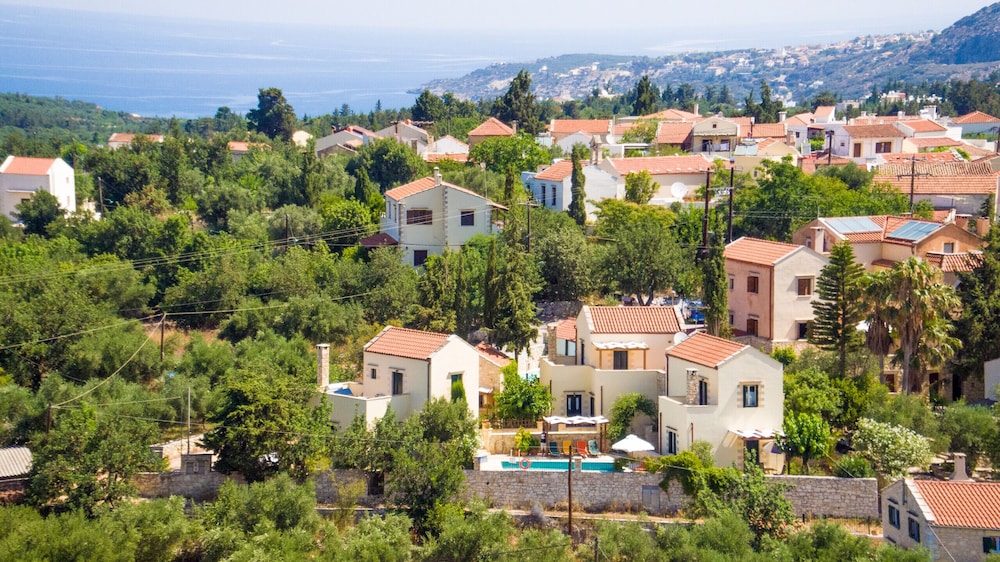 Helianthos Villas