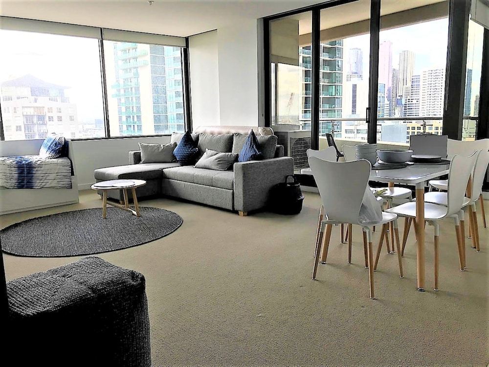 ReadySet Apartments at Upper West Side