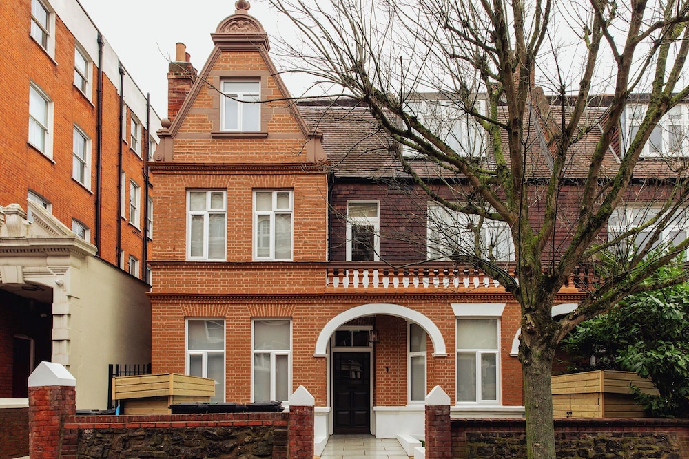 FiveM West Hampstead - North