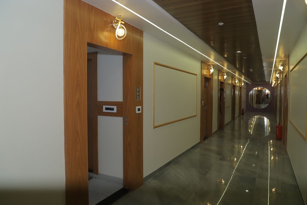 HOTEL BHAGYALAXMI LUXURY INN