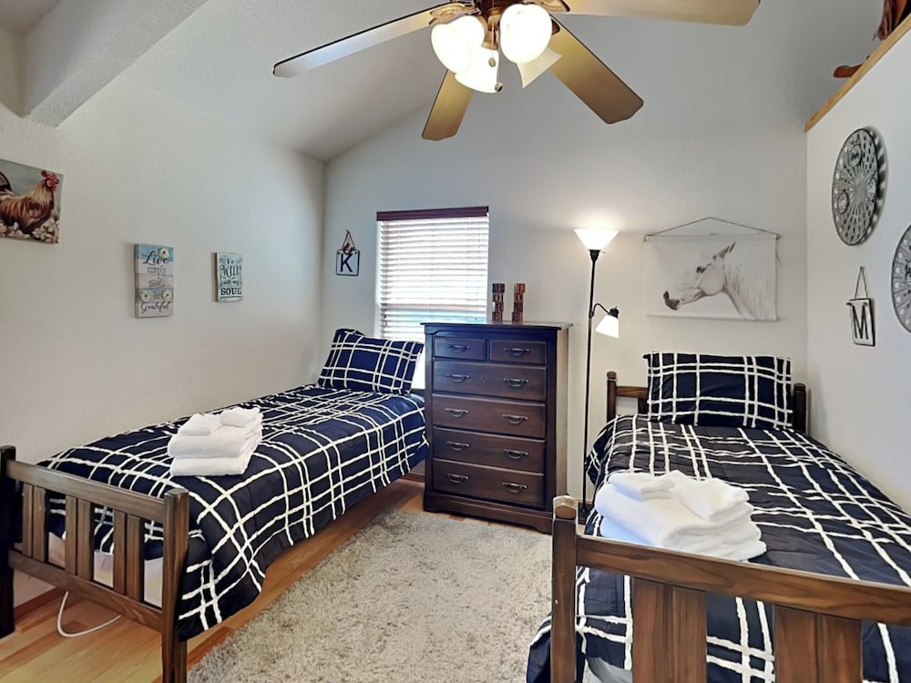 East Mountain View by Ruidoso Vacation Rentals