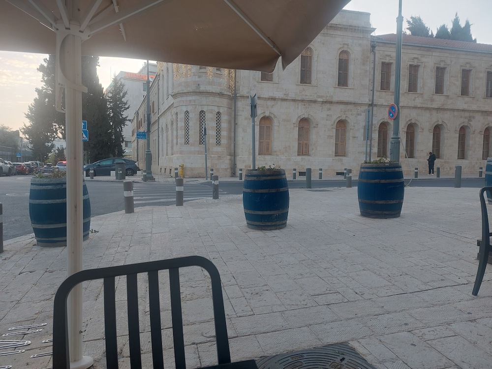 Photo 26