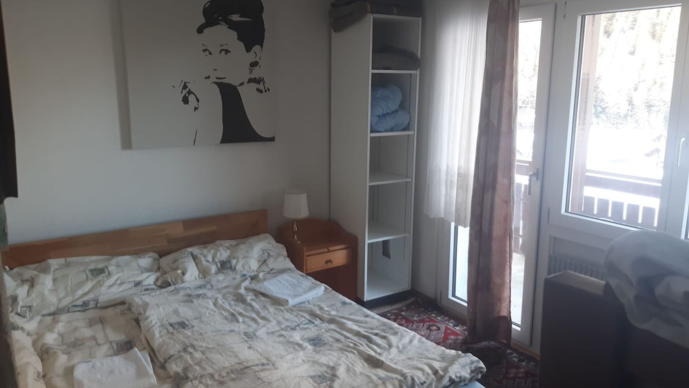 Holiday Cottage Laerchenheim view 2