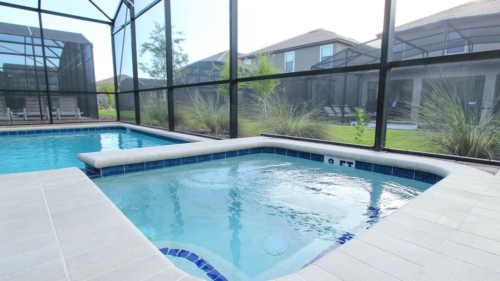 Championsgate Resort 7 Bedroom Home with Pool 7 Home