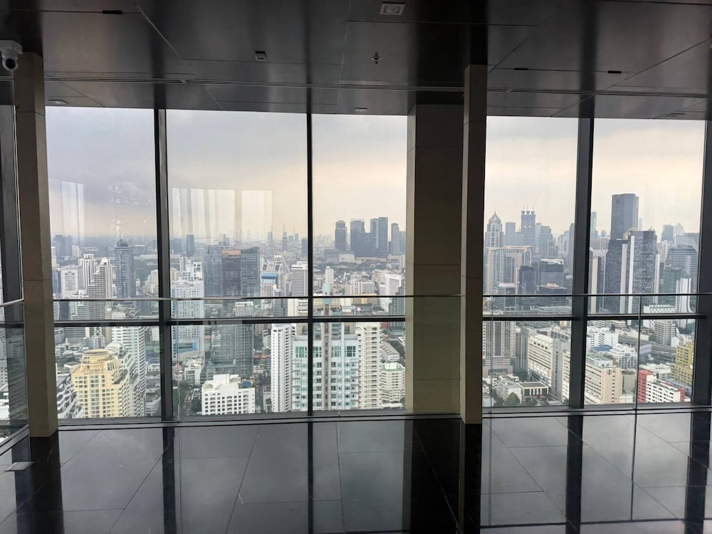Circle Living Skyline Residence