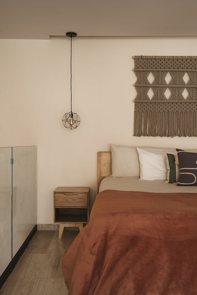 Gorgeous Loft Jungle Views and Premium Amenities