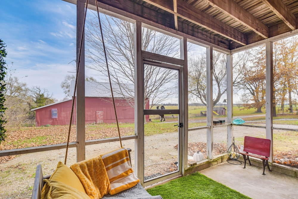 Sauna & Private Hot Tub: Kirkwood Farmhouse!