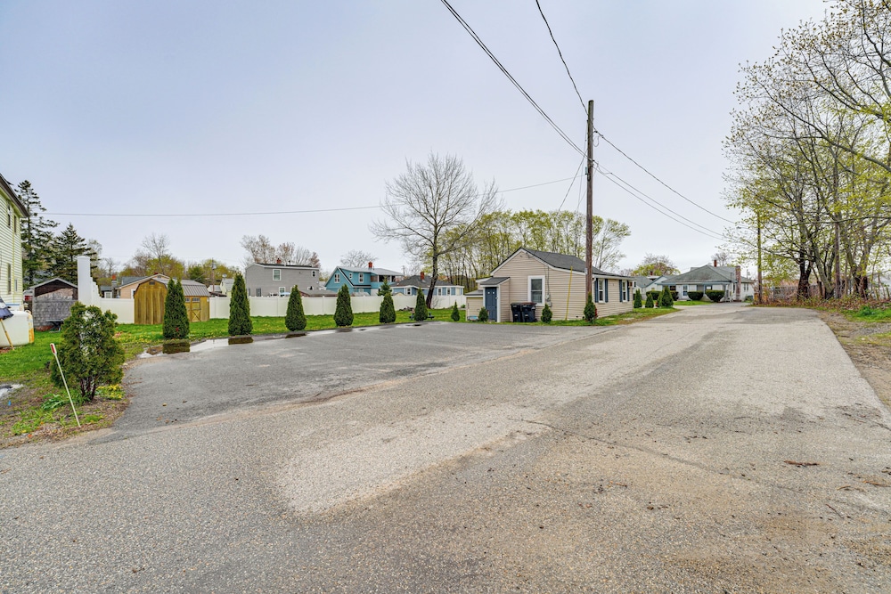 Large Yard: Walkable Cottage in Old Orchard Beach!