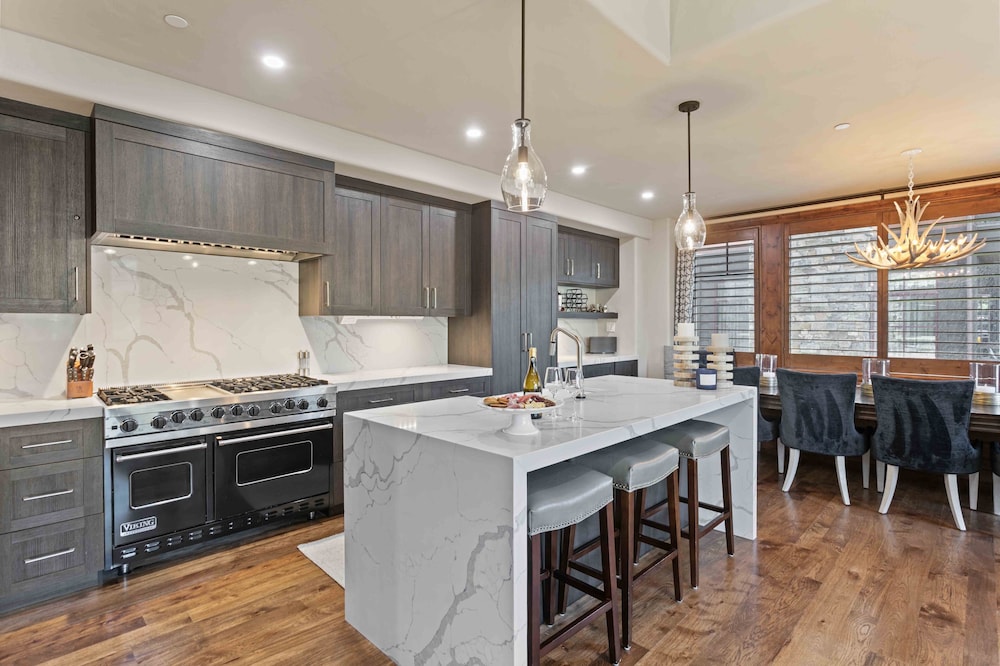 407 - Four Bedroom Silver Strike 4 Condo