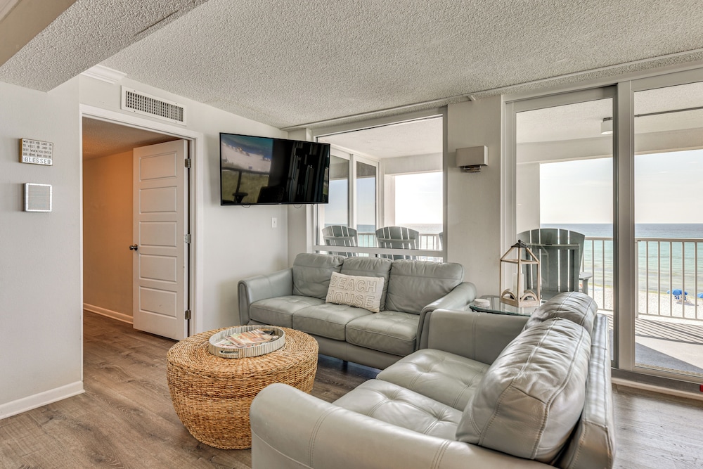 Steps to Beach: Oceanfront w/ Panoramic Gulf Views