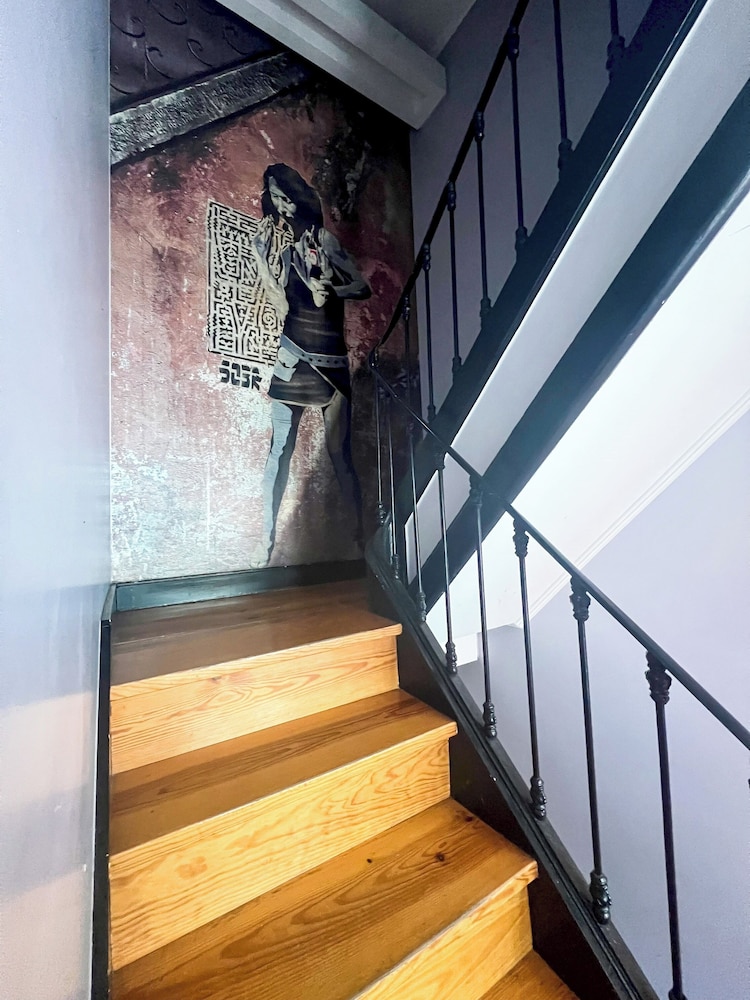 Santo1 · Modern Studio Close to Timeout Market