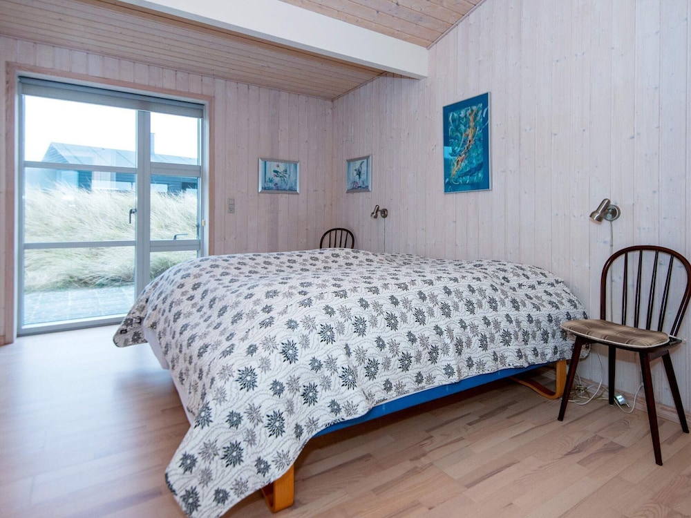 5 Star Holiday Home in Henne view 2