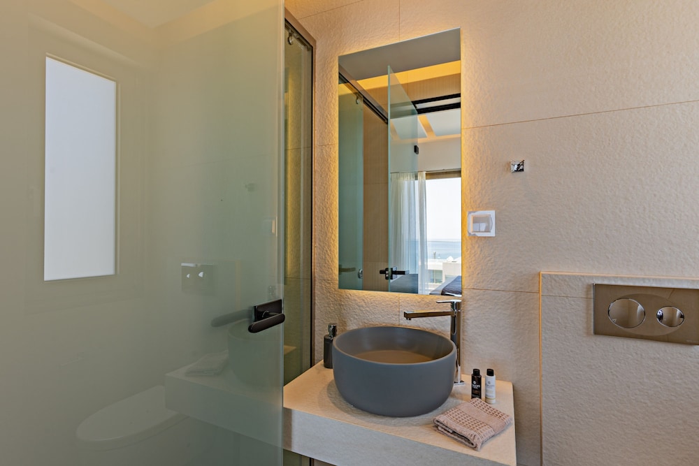 Skyfall Villas - With 12 Bedrooms