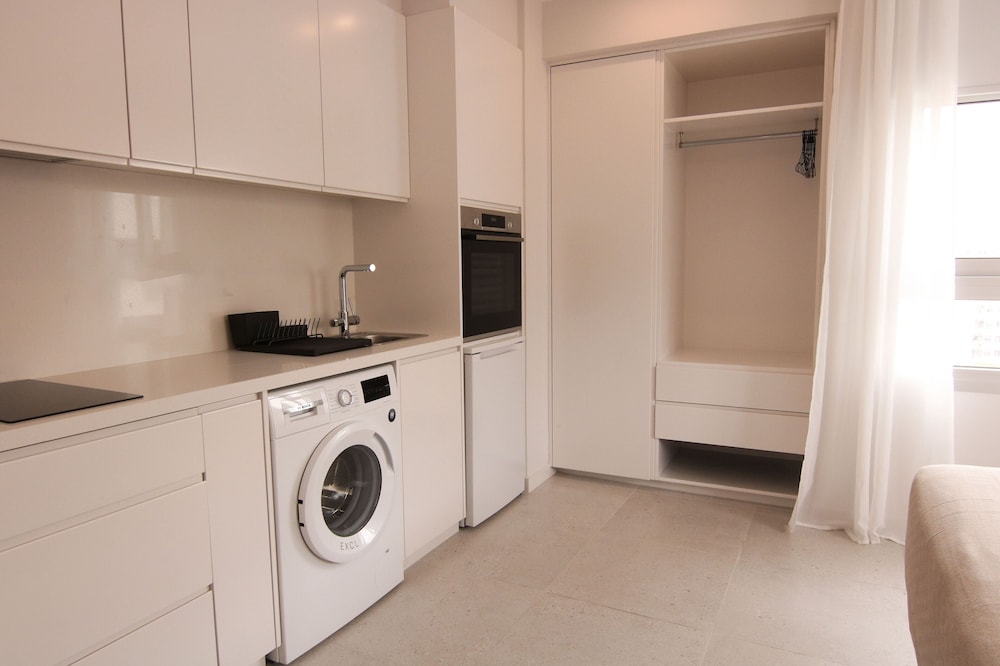 Limassol Vacations - Phaedrus Living: Limassol Seaside Residences 05 - Property Image 10