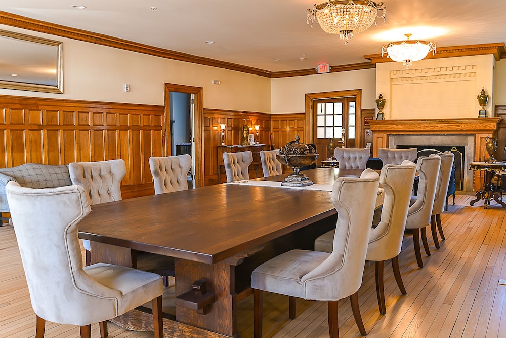 Windsor Mansion Inn
