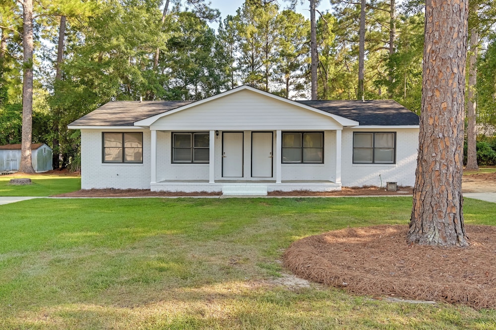 Hike & Explore: Cheraw Apt 7 Mi to Lake Juniper!