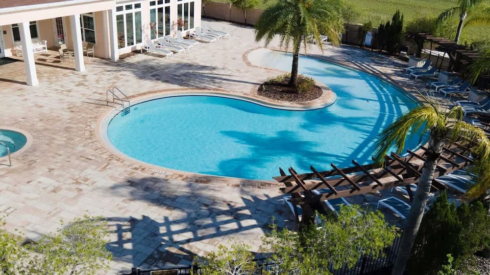 4BR Family Townhouse Steps to Disney