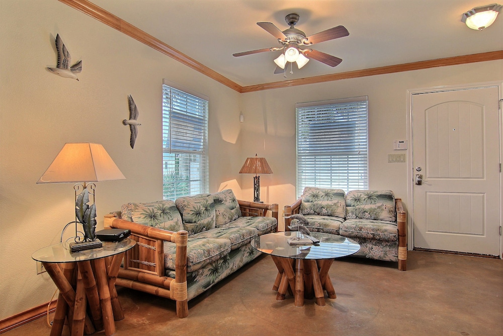 Maria s Beach Getaway GSC1