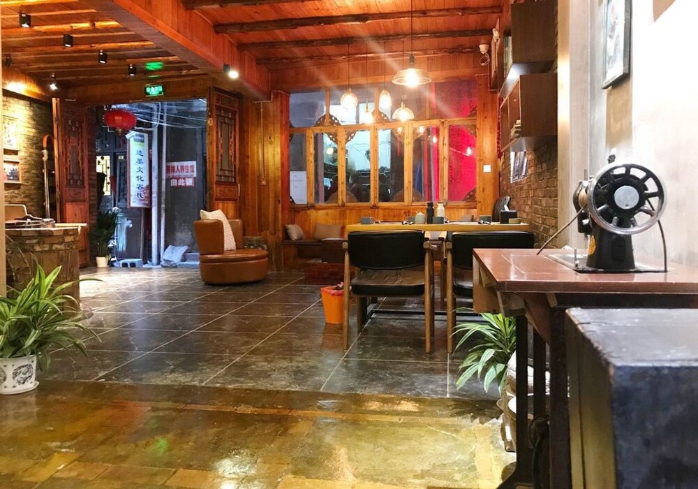 Fenghuang Waiting for you guest house view 2