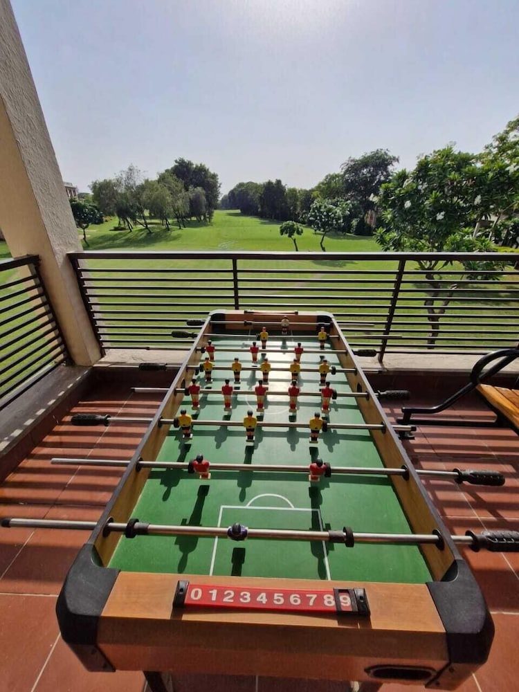 Monica's Golf Studio