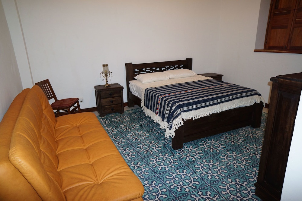 Hotel Boutique Casa Alegre Art Gallery