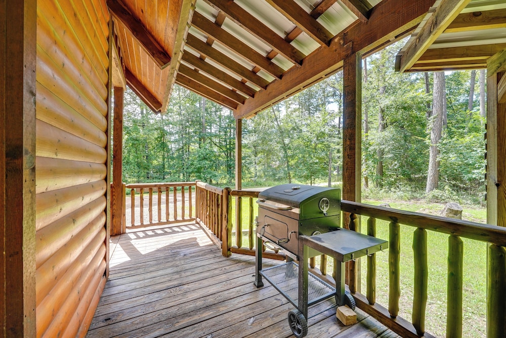 4 Mi to Broken Bow Lake: 'wee Bear Cabin' Getaway!