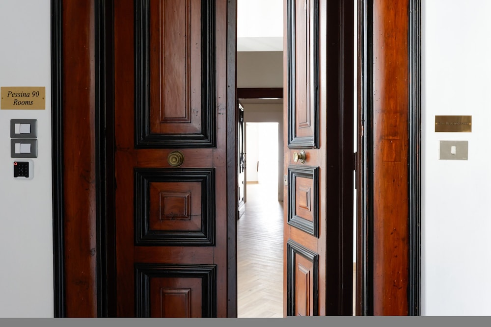 Pessina 90 Rooms - Camera 1