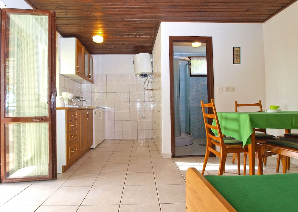 Apartment Jan 325