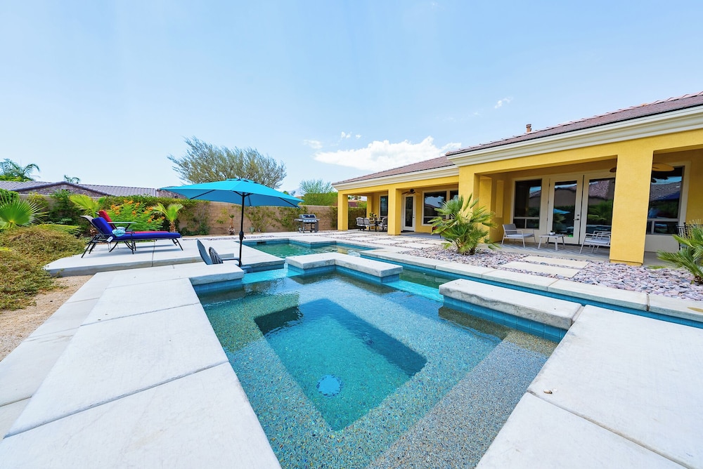 Luxurious 5BR Resort Style Home w/ Pool & Spa view 2