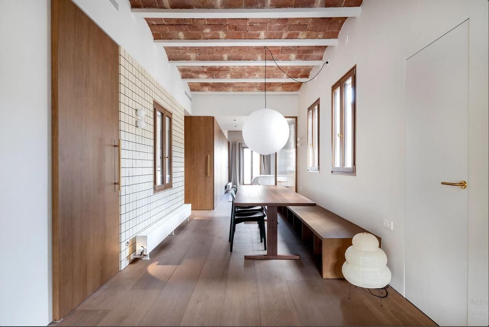Barcelona Blissful Apartment Escape