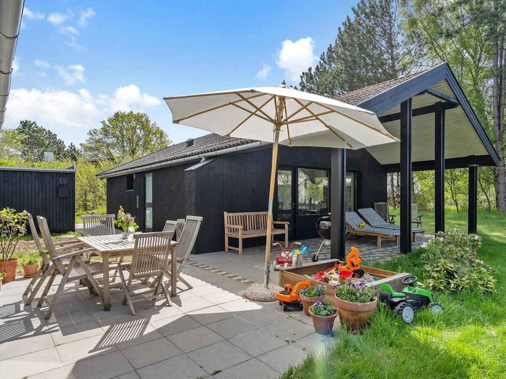 5 Star Holiday Home in Hojby