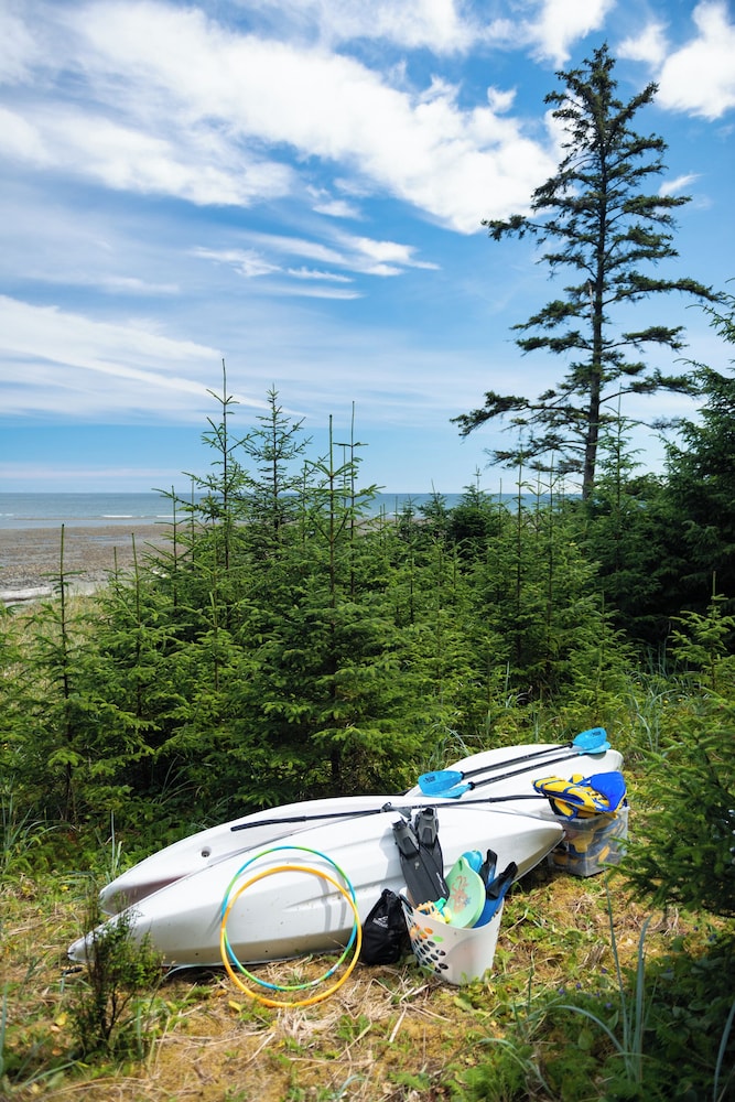 Haida Gwaii Glamping Co.