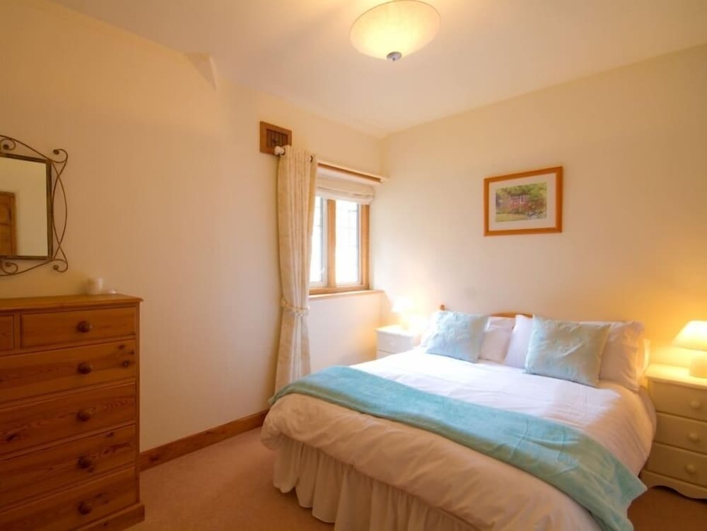 Cottage at Friston Down view 4