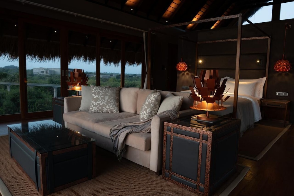 Kotiyagala Luxury Villas view 2