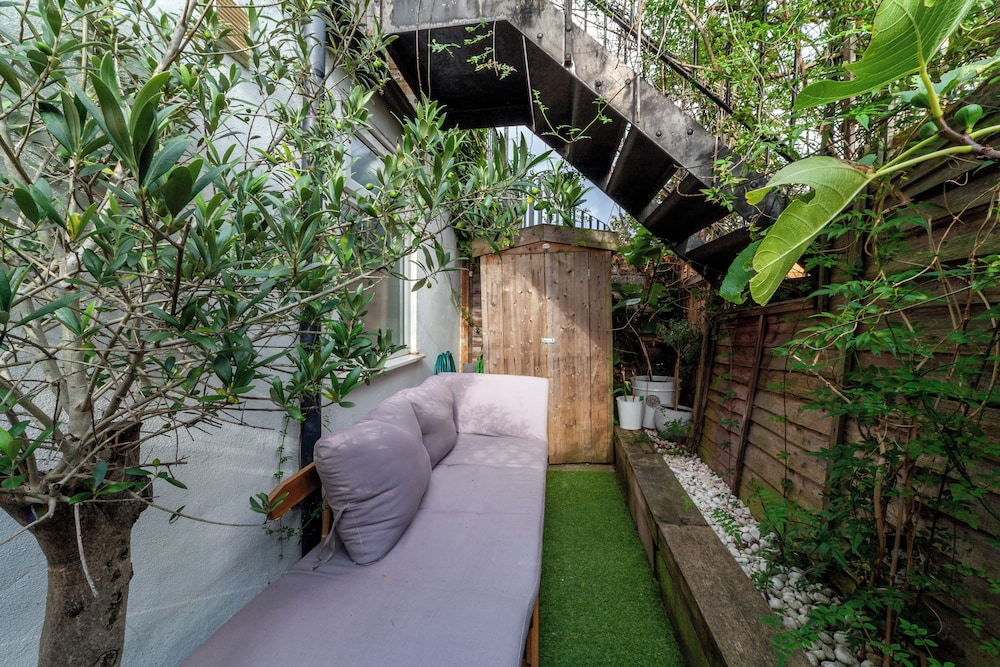 The Finsbury Park Collection