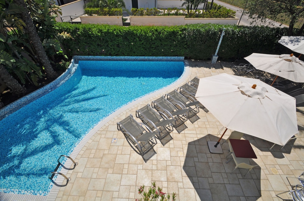 Ara Inn Resort