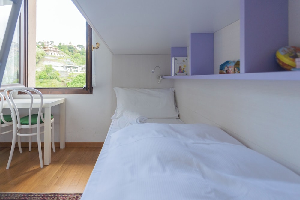 Vacation Family Home in Tremezzo by Rent all Como