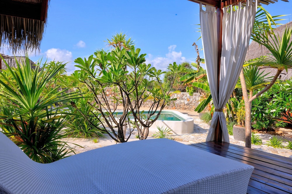 Loedi Bungalows Rote