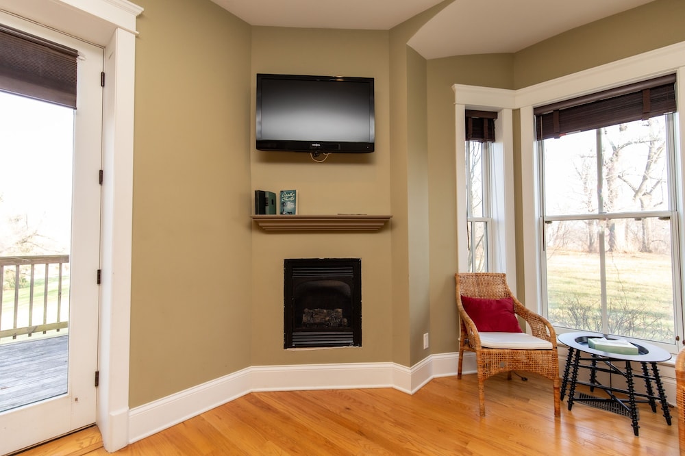 Furness Mansion - Property Image 47