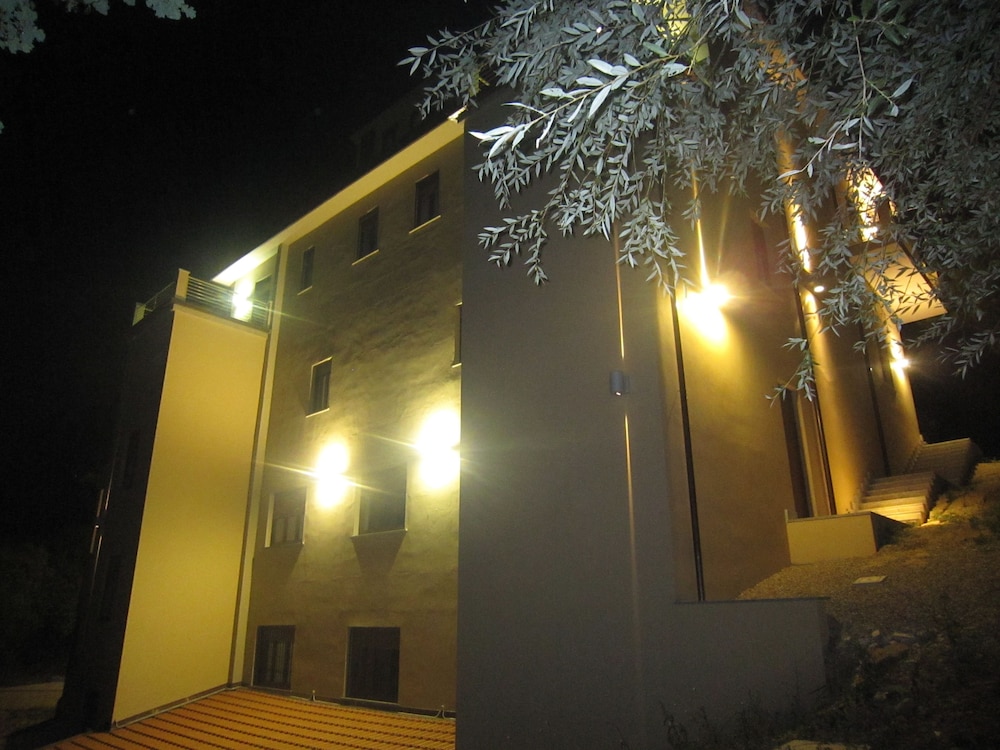 Tenuta i Lecci di Gurian Roberta Maura