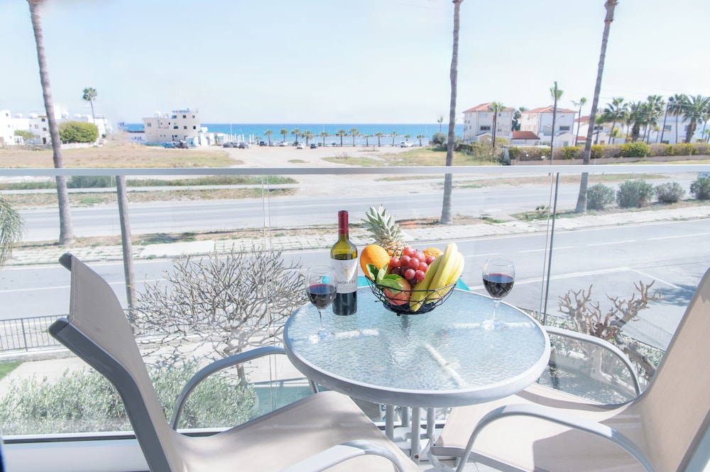 Themis Apartments