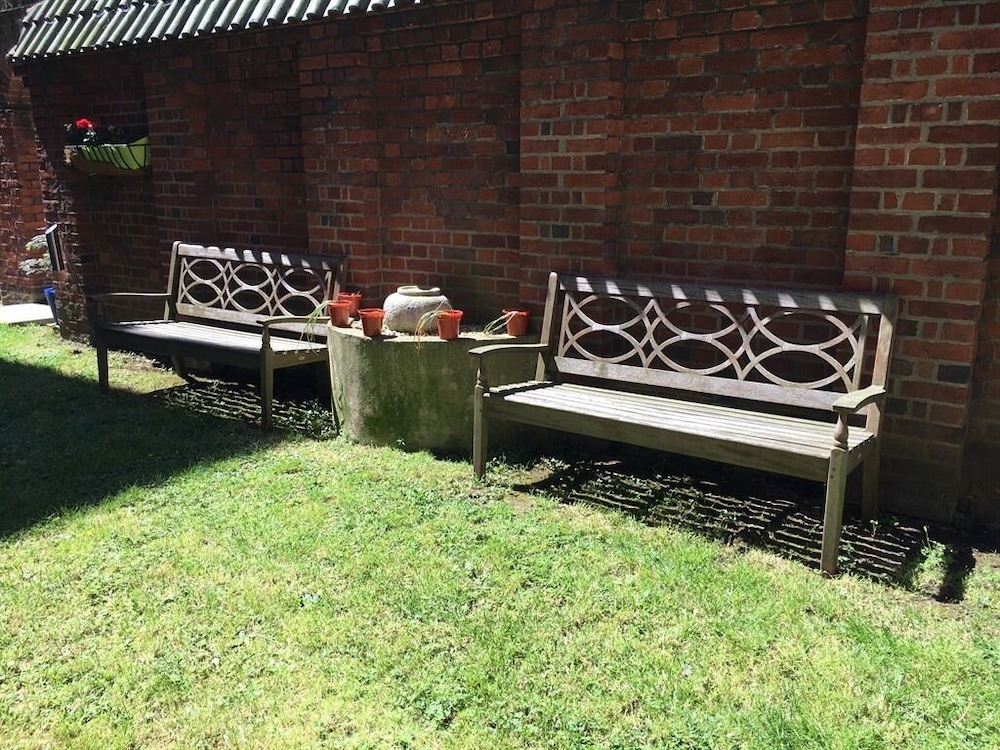 outdoor bbq area